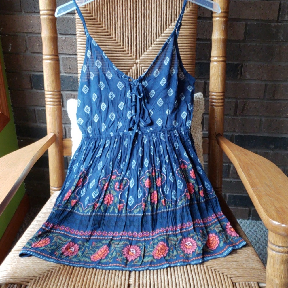 Patrons of Peace top, size XS